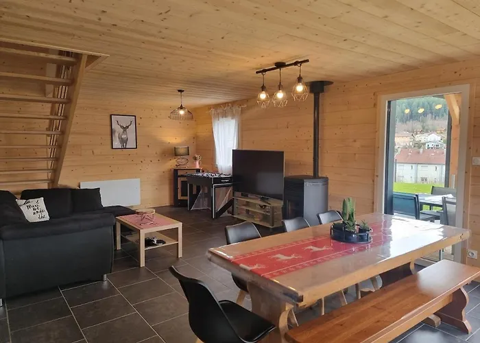 Le Nid De Claude Et Nadine * Жерарме